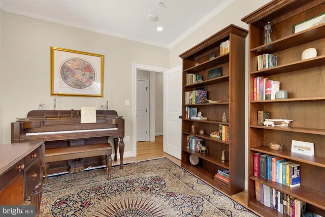 $935,000 | 8803 Courts Way, Silver Spring, MD 20910