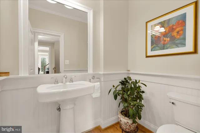 $935,000 | 8803 Courts Way, Silver Spring, MD 20910