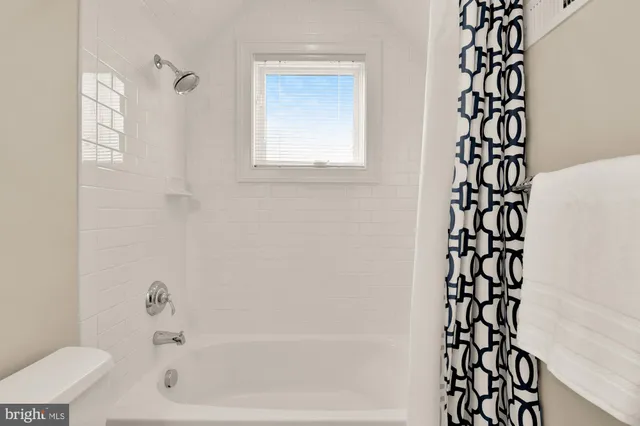 $935,000 | 8803 Courts Way, Silver Spring, MD 20910