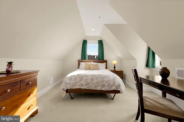 $935,000 | 8803 Courts Way, Silver Spring, MD 20910