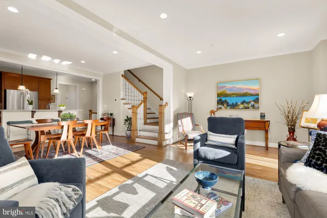 $935,000 | 8803 Courts Way, Silver Spring, MD 20910