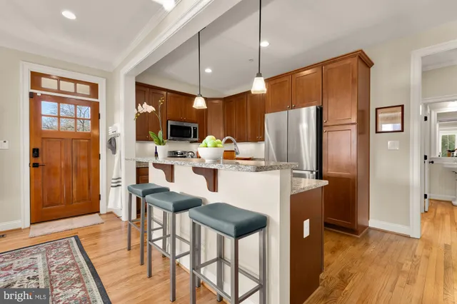 $935,000 | 8803 Courts Way, Silver Spring, MD 20910