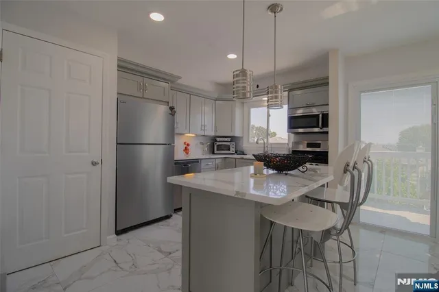 $759,000 | 88 Columbia Street, Wood-Ridge, NJ 07075