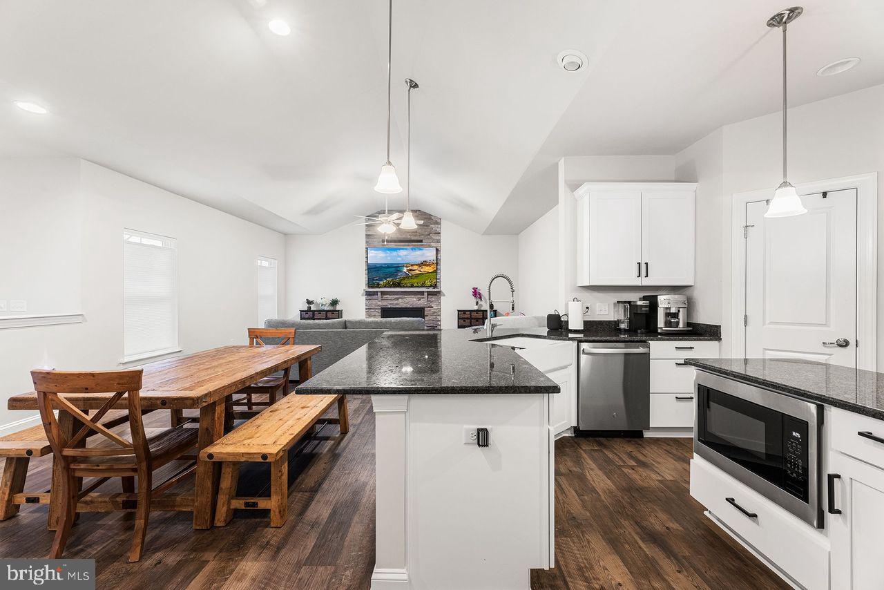 183 Galena Road Frederica, DE 19946 - Photo 8 of 46 Kitchen and living area