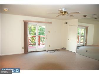 7728 Green Valley Road Cheltenham, PA 19095 - Photo 12 of 12 Bedroom - Main