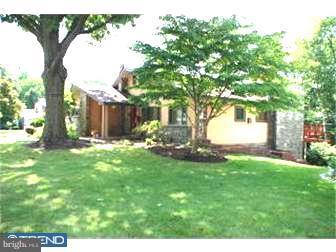 7728 Green Valley Road Cheltenham, PA 19095 - Photo 3 of 12 Exterior Side