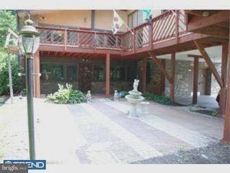 7728 Green Valley Road Cheltenham, PA 19095 - Photo 6 of 12 Exterior Back