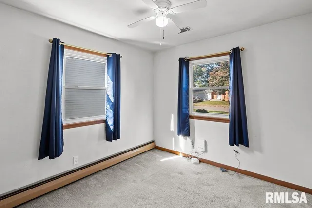 $279,900 | 4718 20th Avenue, Moline, IL 61265