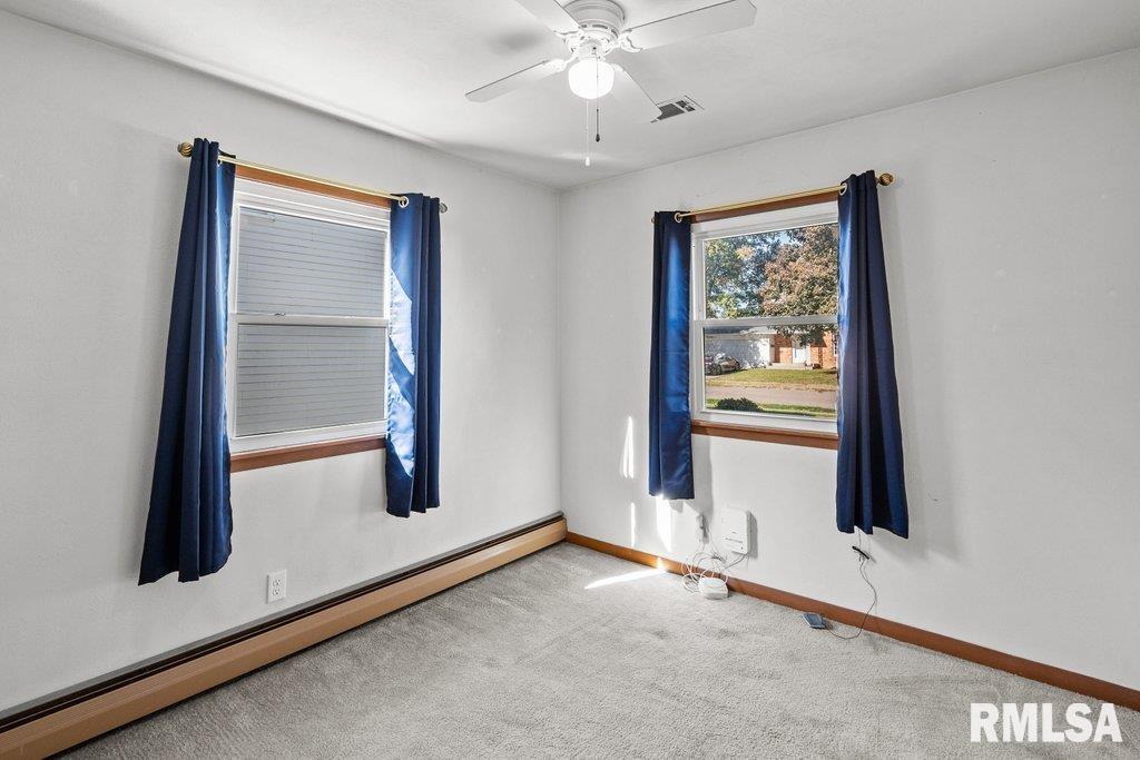 4718 20th Avenue Moline, IL 61265 - Photo 17 of 37