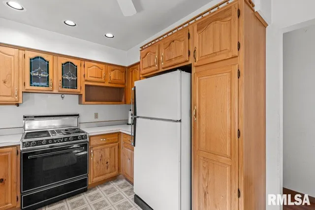 $279,900 | 4718 20th Avenue, Moline, IL 61265