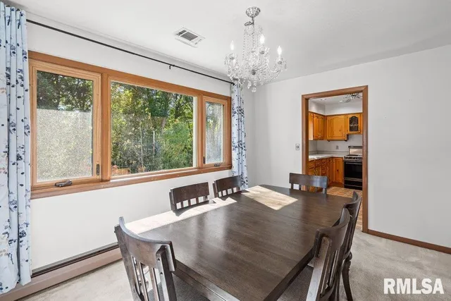 $279,900 | 4718 20th Avenue, Moline, IL 61265