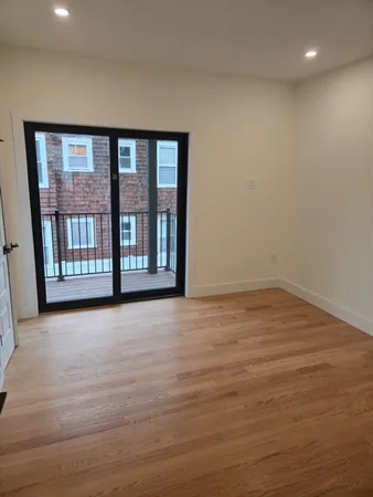 $4,200 | 28-30 Clifton Street, Unit 6, Boston, MA 02119