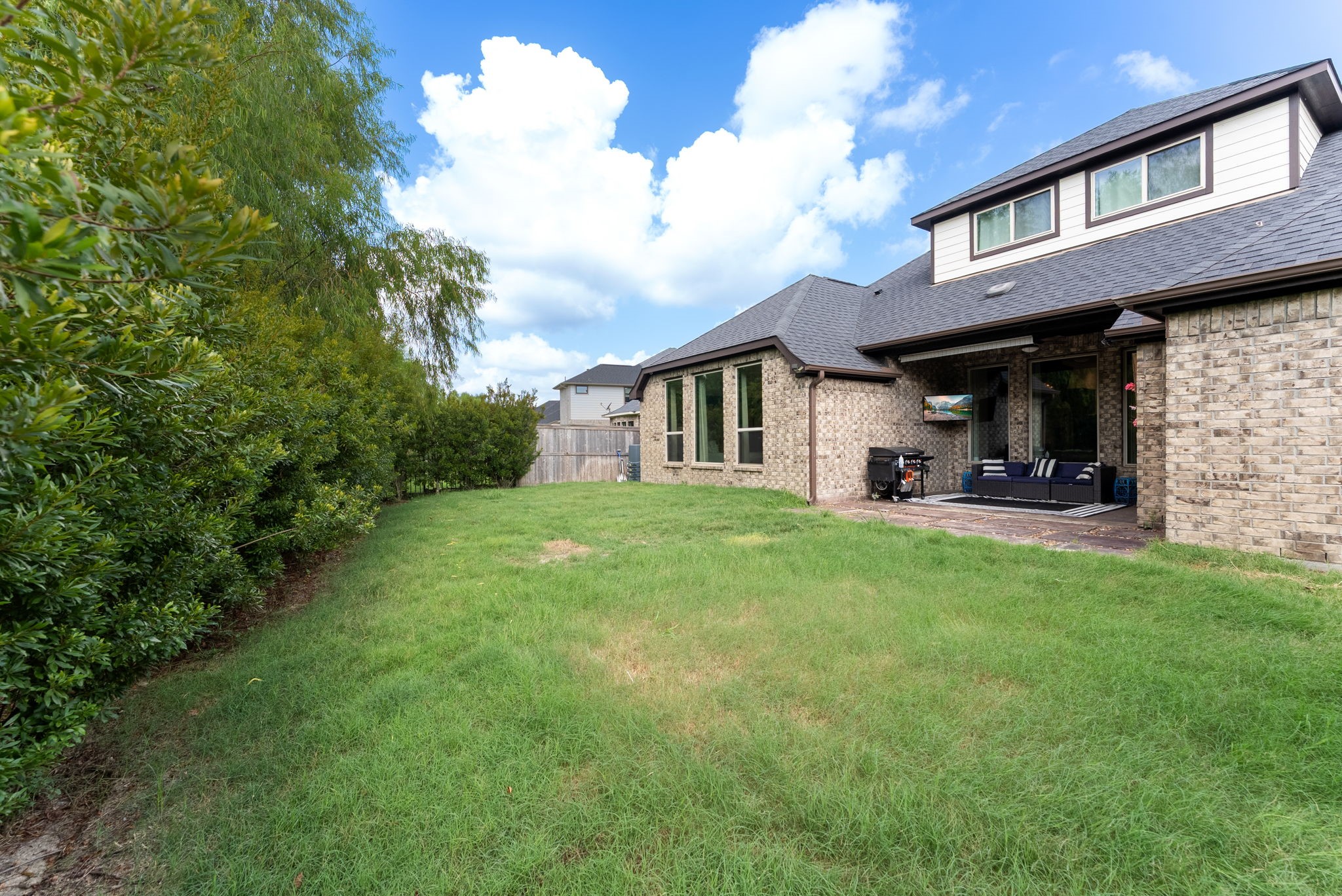 10082 Preserve Way Conroe, TX 77385 - Photo 41 of 47 a view of a yard in front of house