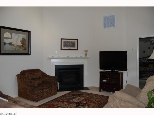 373 Sugarfork Road Cumberland, VA 23040 - Photo 3 of 12 Den/Family/Great Room