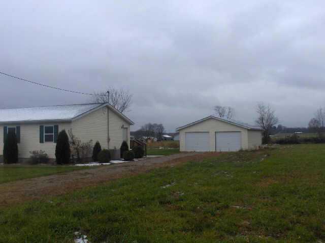 2857 Erwin Road Jackson, OH 45640 - Photo 3 of 5