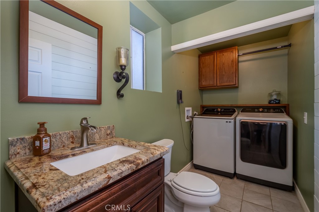 6143 Wisteria Street Simi Valley, CA 93063 - Photo 12 of 34