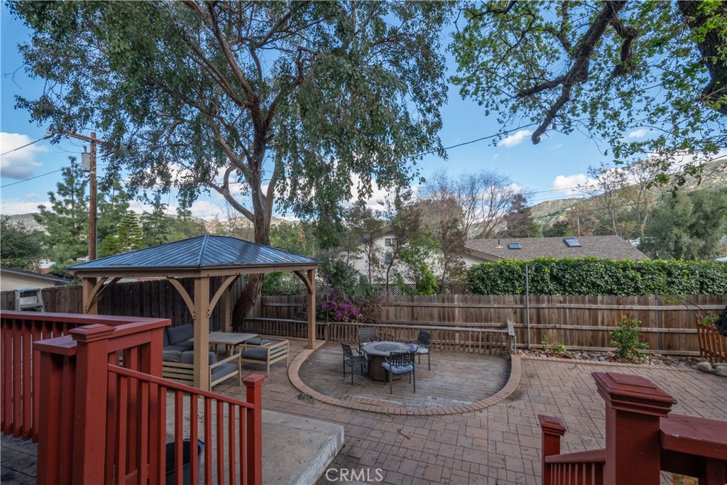 6143 Wisteria Street Simi Valley, CA 93063 - Photo 32 of 34