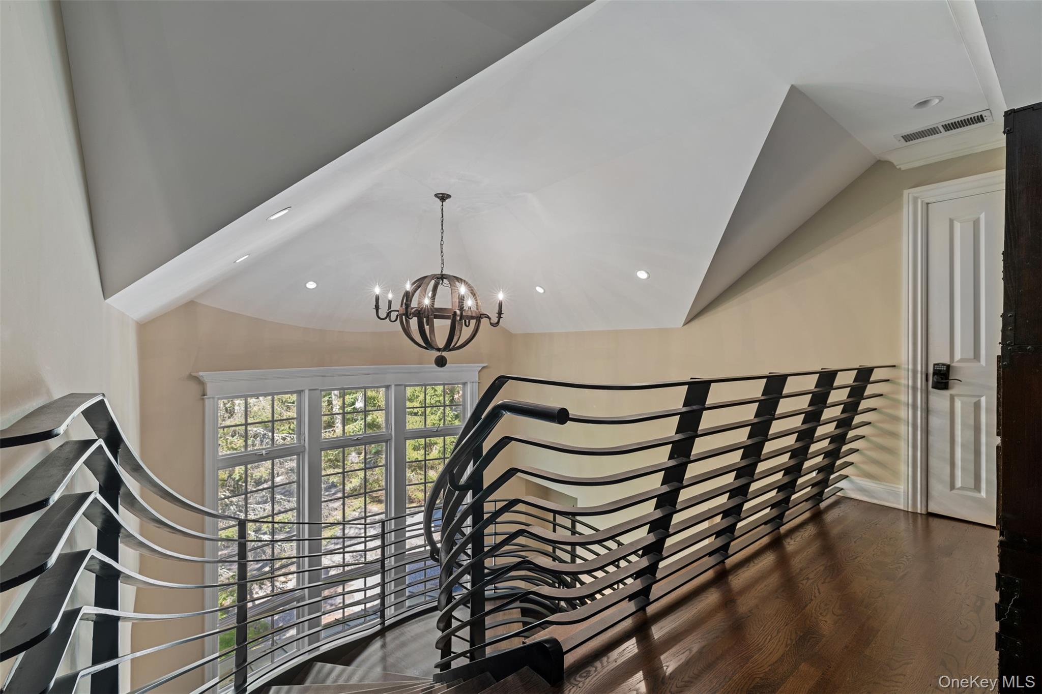 12 Bishop Park Road Pound Ridge, NY 10576 - Photo 19 of 49 a view of entryway