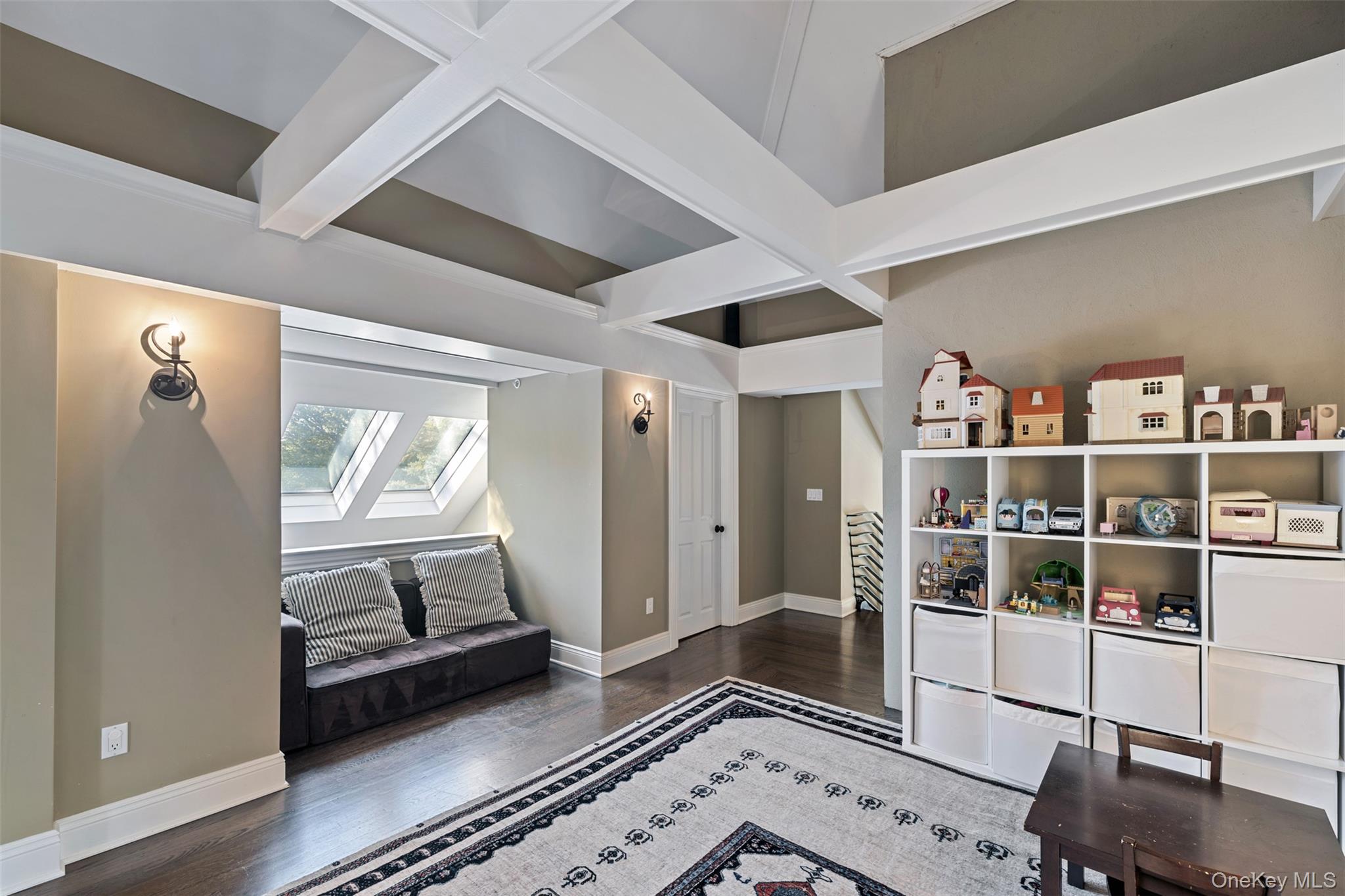 12 Bishop Park Road Pound Ridge, NY 10576 - Photo 24 of 49 a living room with furniture