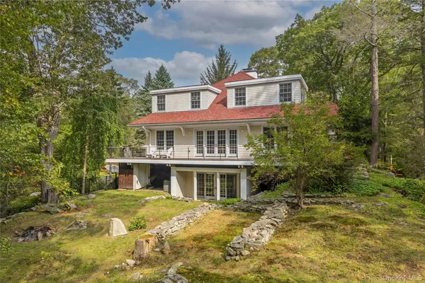 $2,995,000 | 12 Bishop Park Road, Pound Ridge, NY 10576