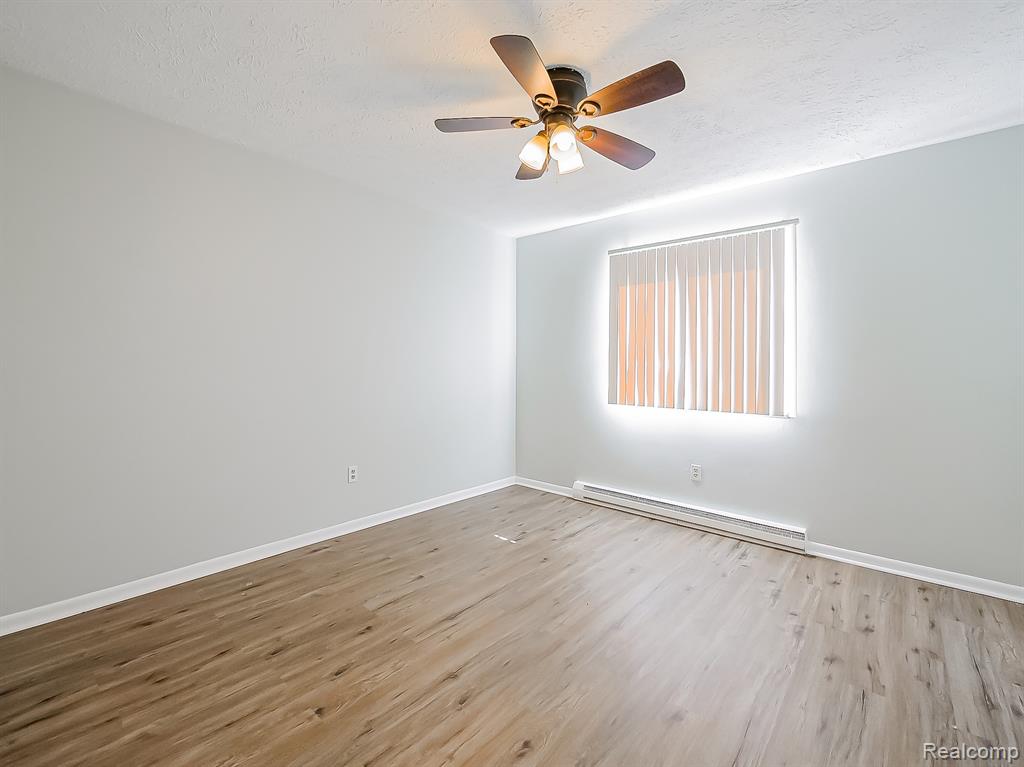 125 East Van Riper Road, Unit 7 Fowlerville, MI 48836 - Photo 14 of 26