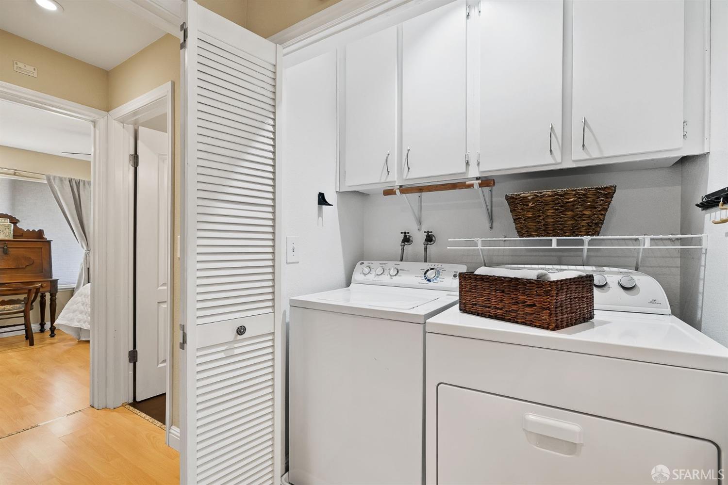 348 Mill Road Martinez, CA 94553 - Photo 8 of 28 a utility room with dryer and washer