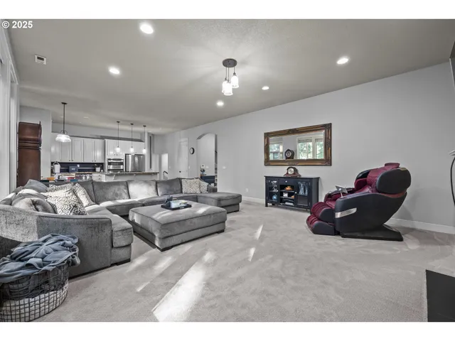 $839,000 | 22919 Southwest Cowlitz Drive, Tualatin, OR 97062