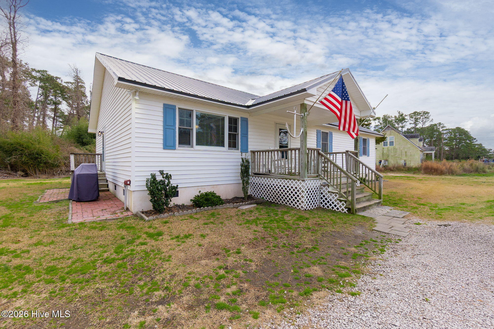 527 Marshallberg Road Smyrna, NC 28579 - Photo 1 of 30 Front