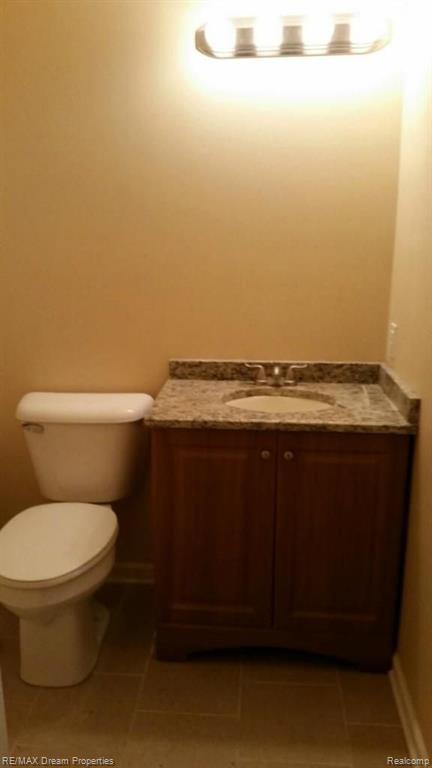 20437 Angling Street Livonia, MI 48152 - Photo 9 of 18