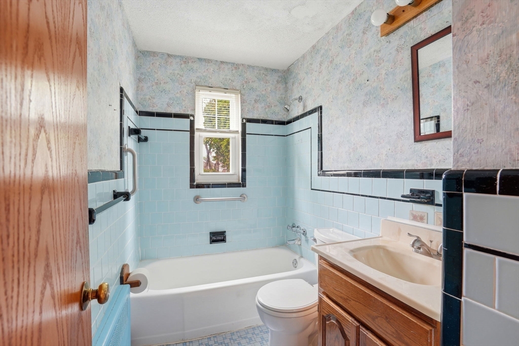 2 Ely Road Arlington, MA 02476 - Photo 10 of 18 Gallery Image 10