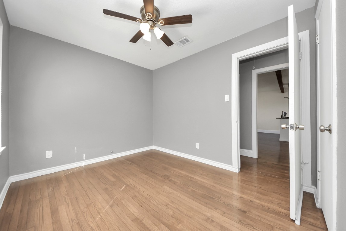 119 Burke Road Pasadena, TX 77506 - Photo 30 of 47 wooden floor in an empty room