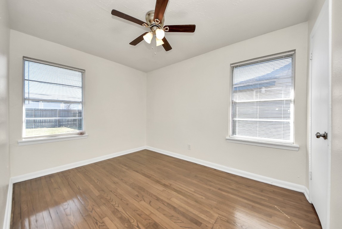 119 Burke Road Pasadena, TX 77506 - Photo 32 of 47