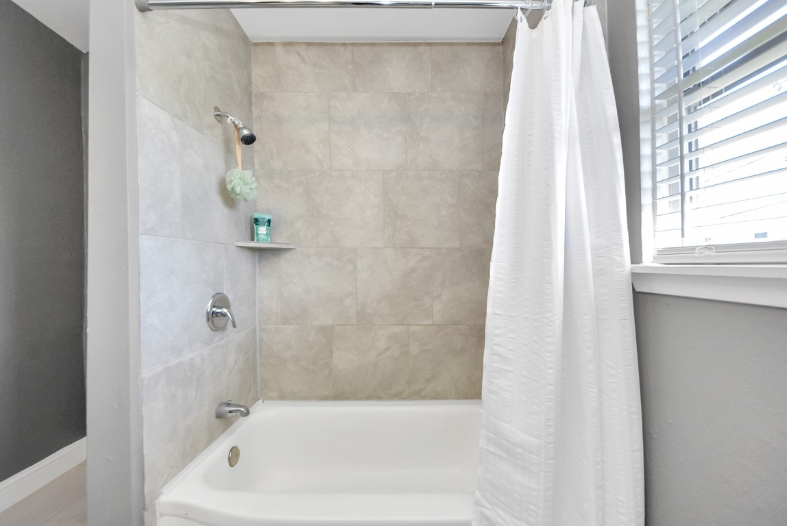 119 Burke Road Pasadena, TX 77506 - Photo 35 of 47