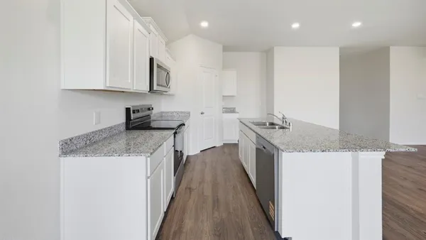 $274,990 | 800 Barton Drive, Ennis, TX 75119