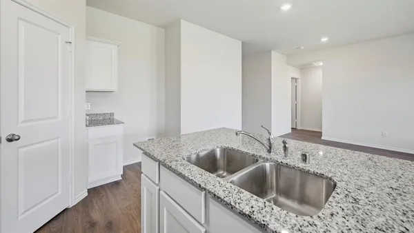 $274,990 | 800 Barton Drive, Ennis, TX 75119