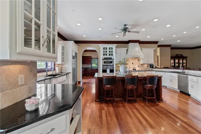 $2,000,000 | 15600 Northeast 124 Street, Kearney, MO 64060