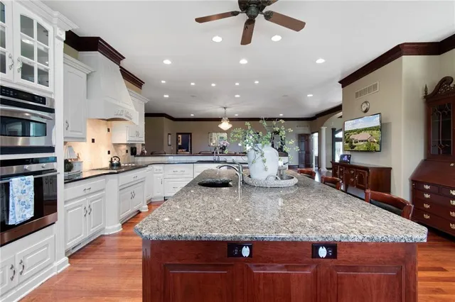 $2,000,000 | 15600 Northeast 124 Street, Kearney, MO 64060