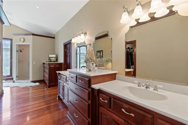 $2,000,000 | 15600 Northeast 124 Street, Kearney, MO 64060