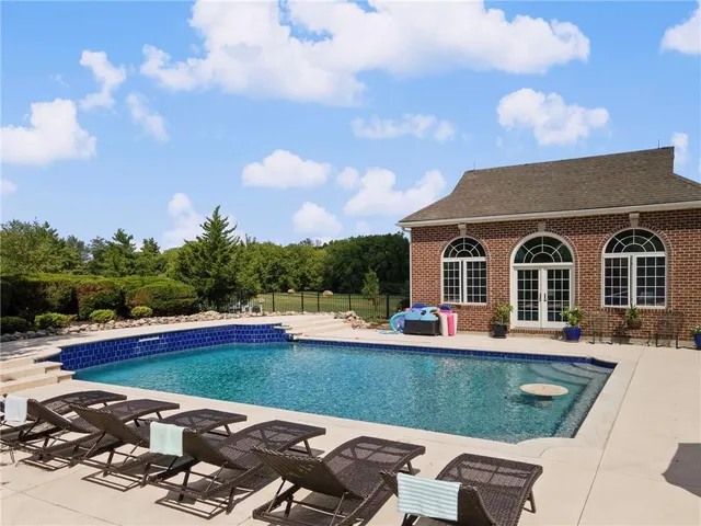 $2,000,000 | 15600 Northeast 124 Street, Kearney, MO 64060