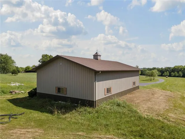 $2,000,000 | 15600 Northeast 124 Street, Kearney, MO 64060
