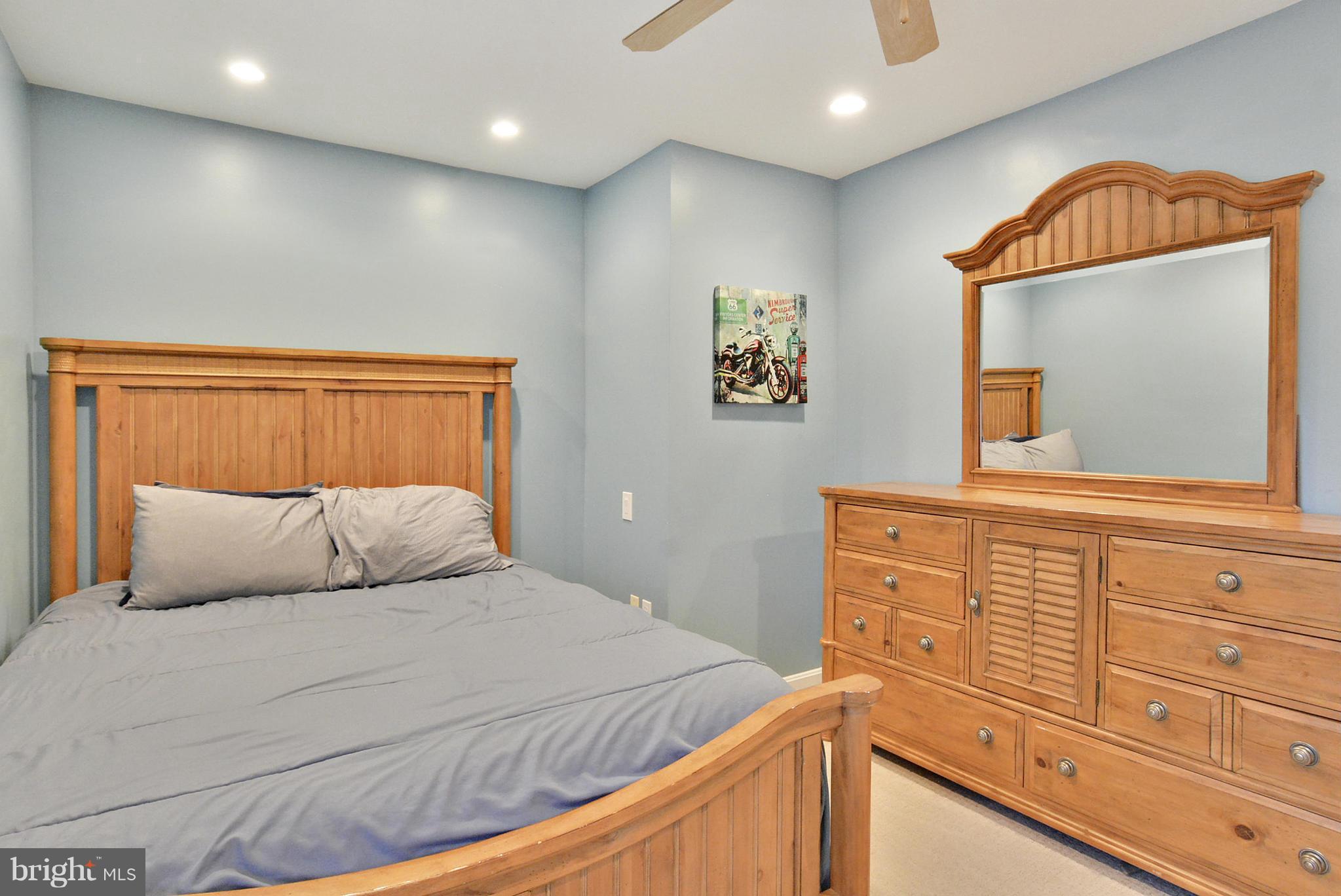 7802 Richfield Road Springfield, VA 22153 - Photo 12 of 30 Bedroom