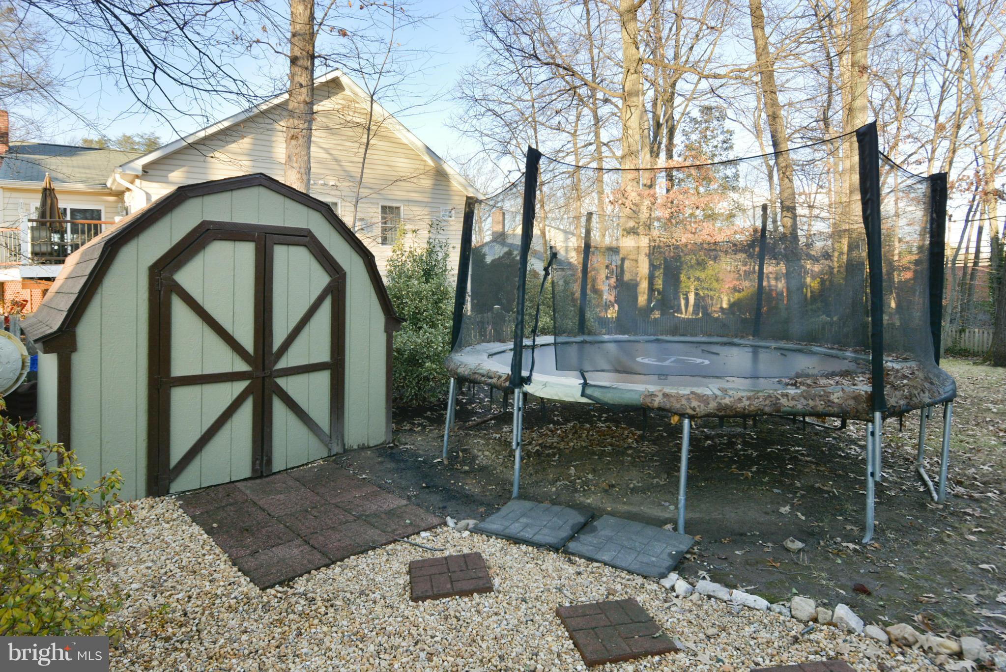 7802 Richfield Road Springfield, VA 22153 - Photo 30 of 30 Exterior (Rear)