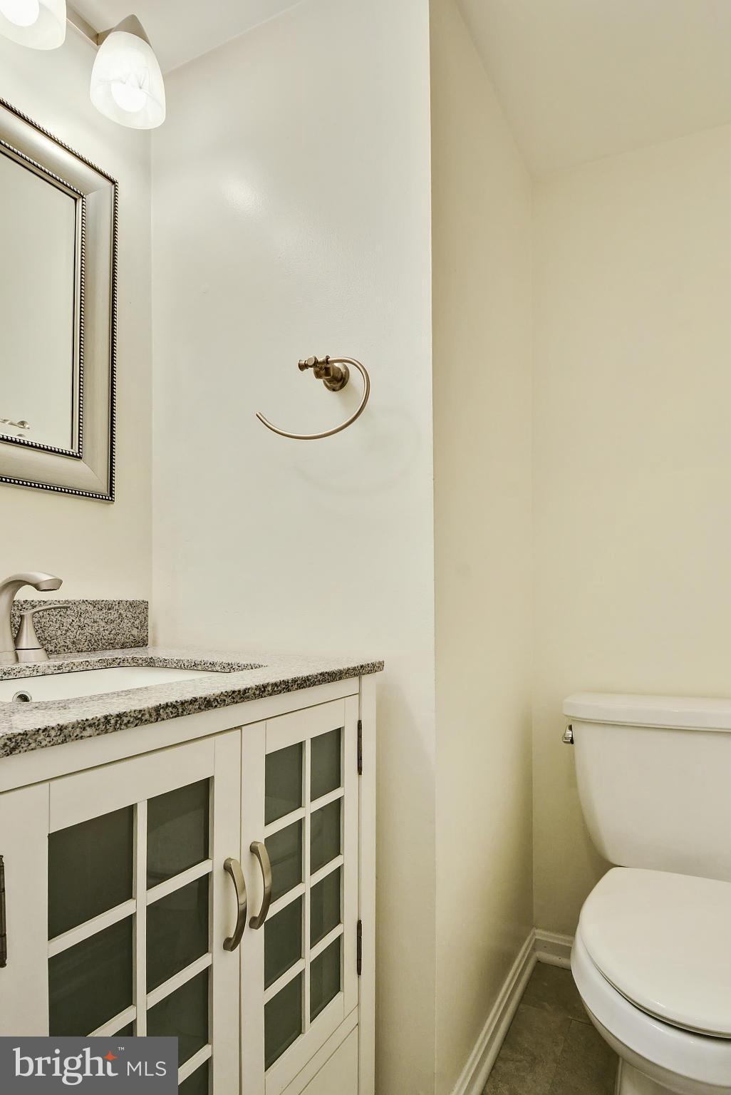 7802 Richfield Road Springfield, VA 22153 - Photo 10 of 30 Bath