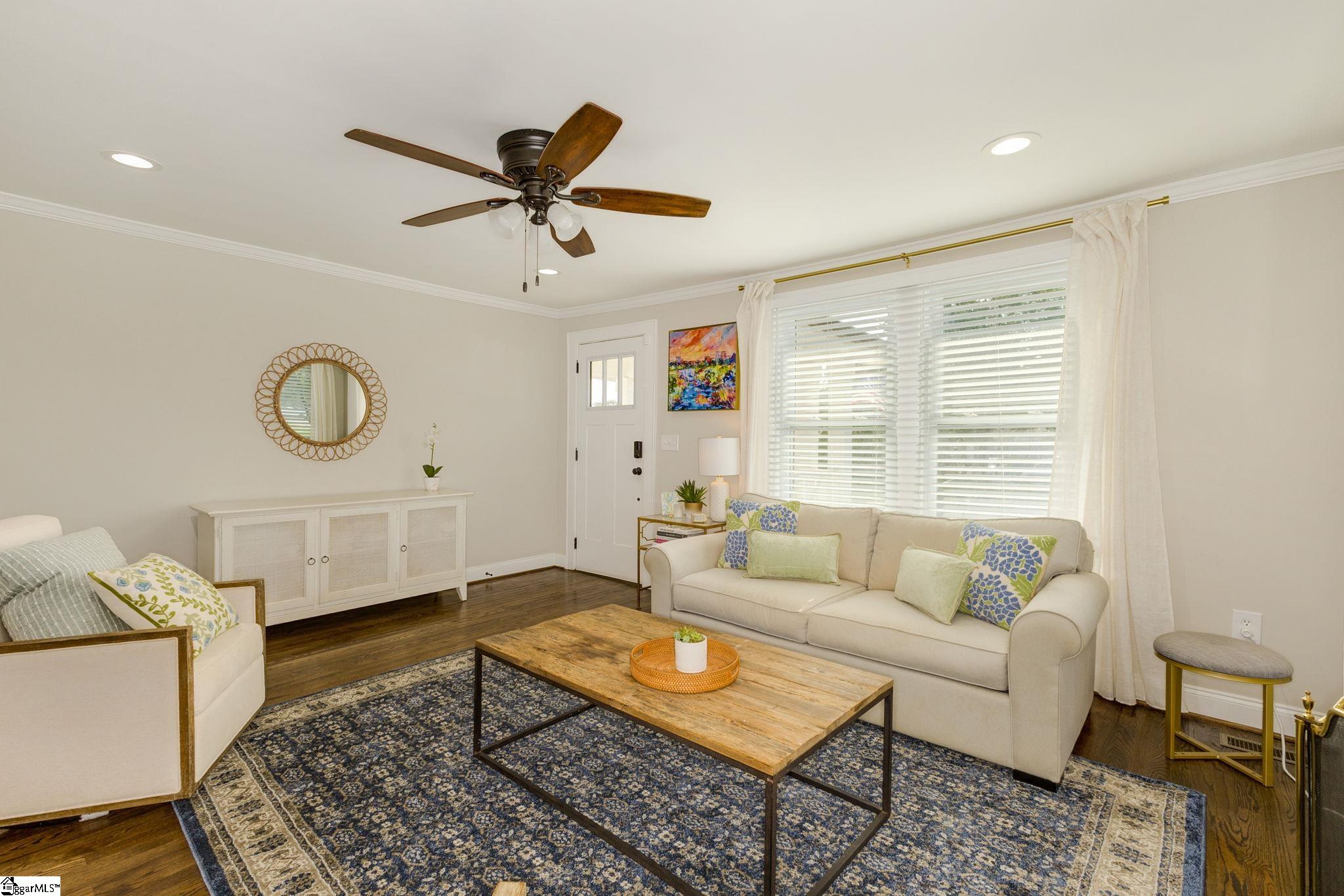 122 Parkins Mill Road Greenville, SC 29607 - Photo 8 of 43