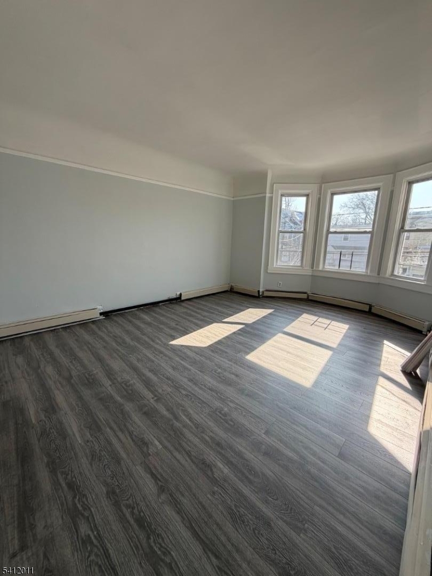 313 Verona Avenue Newark, NJ 07104 - Photo 2 of 11