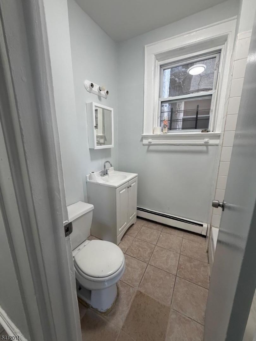 313 Verona Avenue Newark, NJ 07104 - Photo 6 of 11