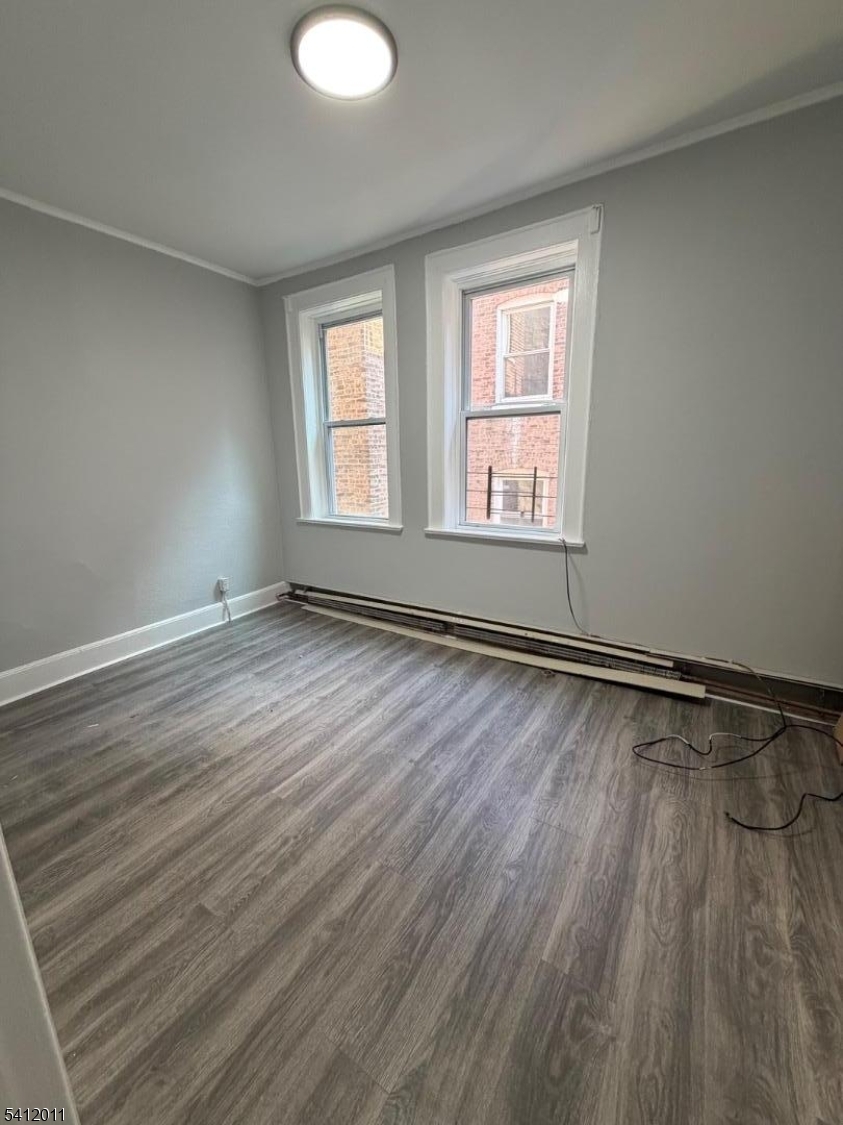 313 Verona Avenue Newark, NJ 07104 - Photo 9 of 11