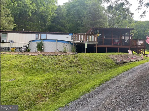 $198,000 | 147 Day Owens Drive, Franklin, WV 26807