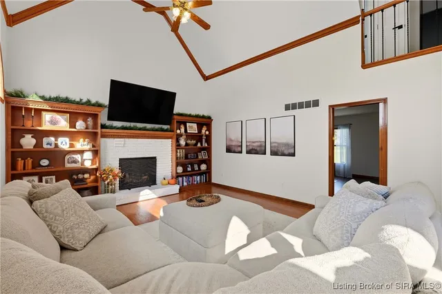 $620,000 | 6903 Scottsville Navilleton Road, Floyds Knobs, IN 47119