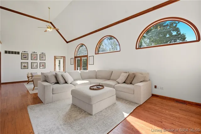 $629,967 | 6903 Scottsville Navilleton Road, Floyds Knobs, IN 47119